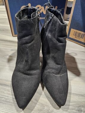 Black Women's Pointed Toe Ankle Boots